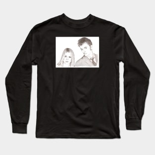 Rose and the Doctor together Long Sleeve T-Shirt